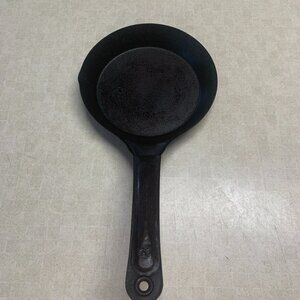 Vintage #40 Cold Handle Metal Cowboy Skillet ~8”x~15”